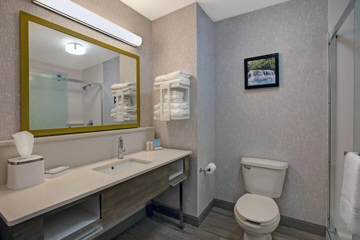 Bathroom shower