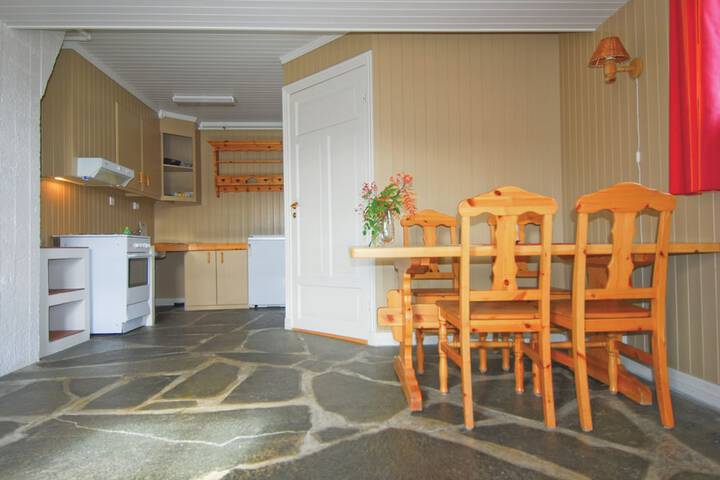 Room 12 of 22