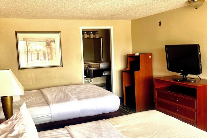 Room 17 of 52