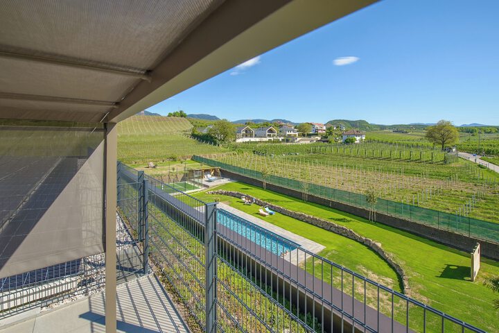 Terrace/Patio 207 of 208