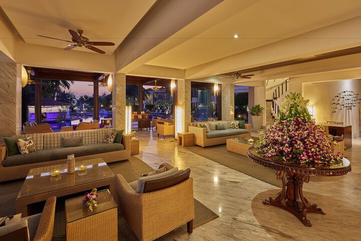 Lobby Entry