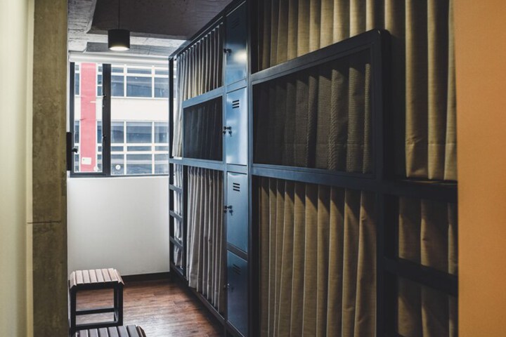 Room 61 of 108