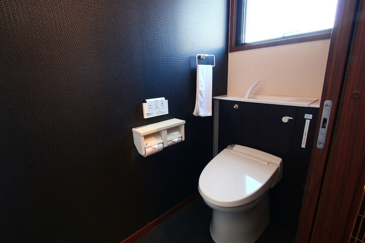 Room 15 of 24