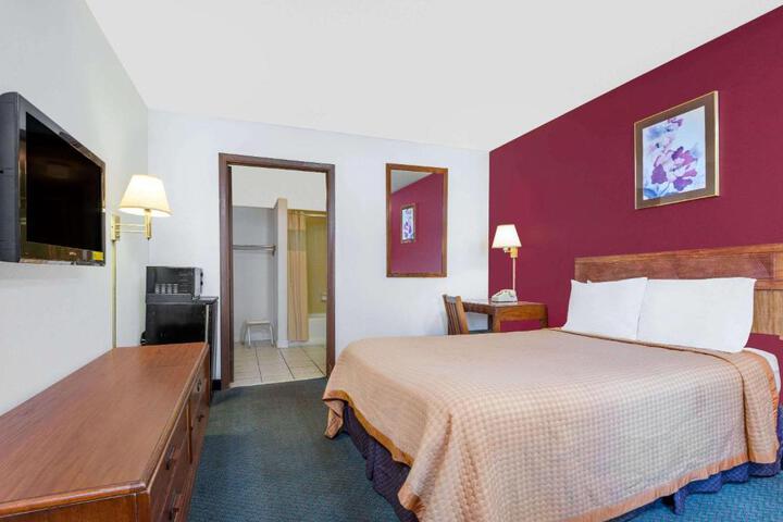 1 Double Bed Mobility Accessible (1 of 6)