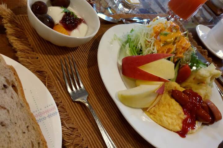 Breakfast meal
