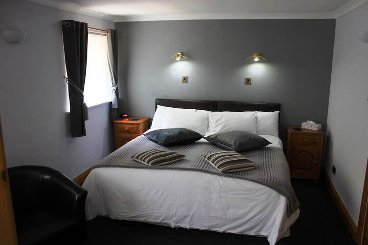Room 2 of 15