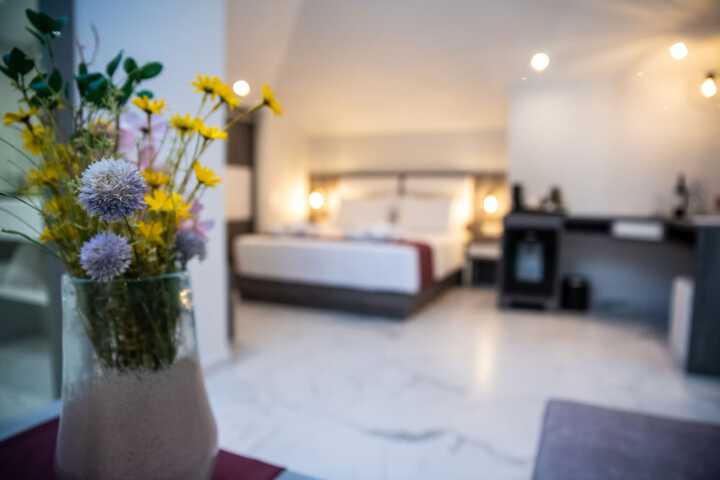 Room 46 of 122