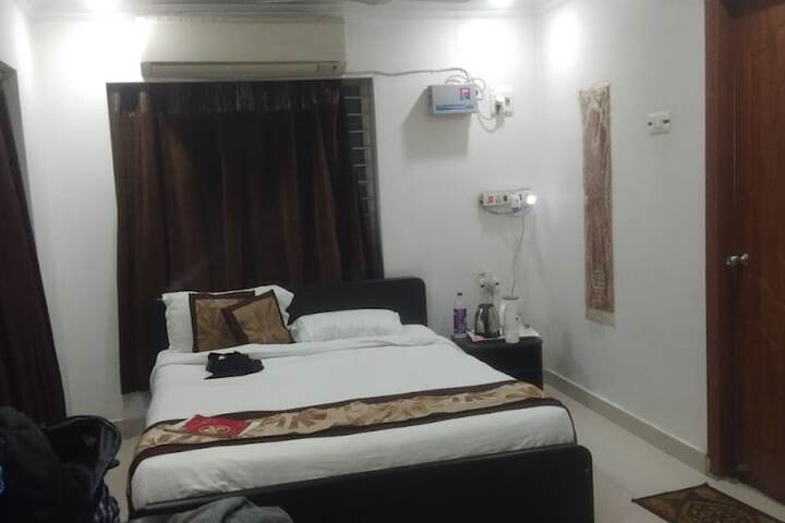 Room 7 of 23
