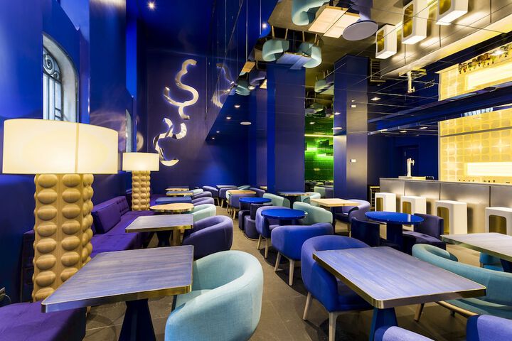 Lounge 59 of 73