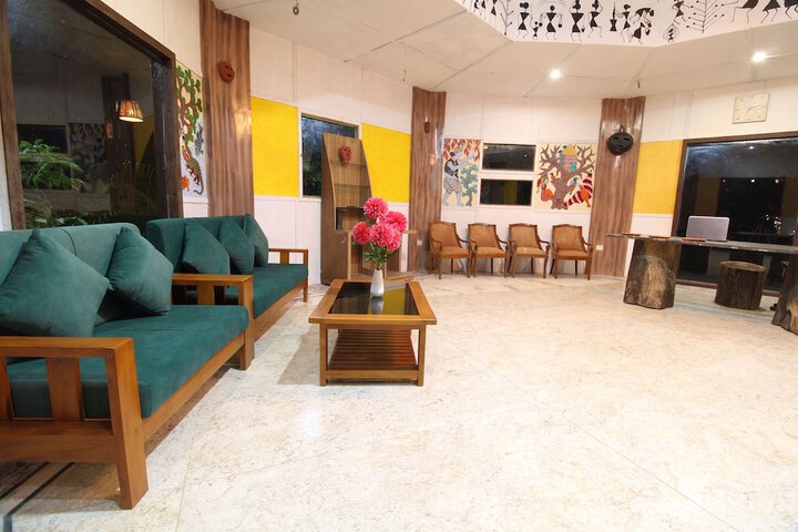 Hotel Interior 6 of 33