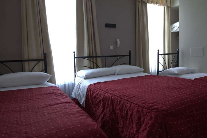 Room 36 of 121
