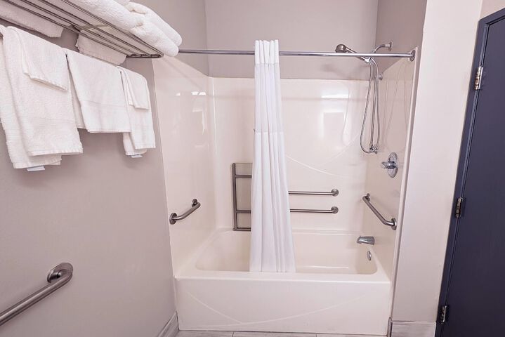 Clean Restrooms