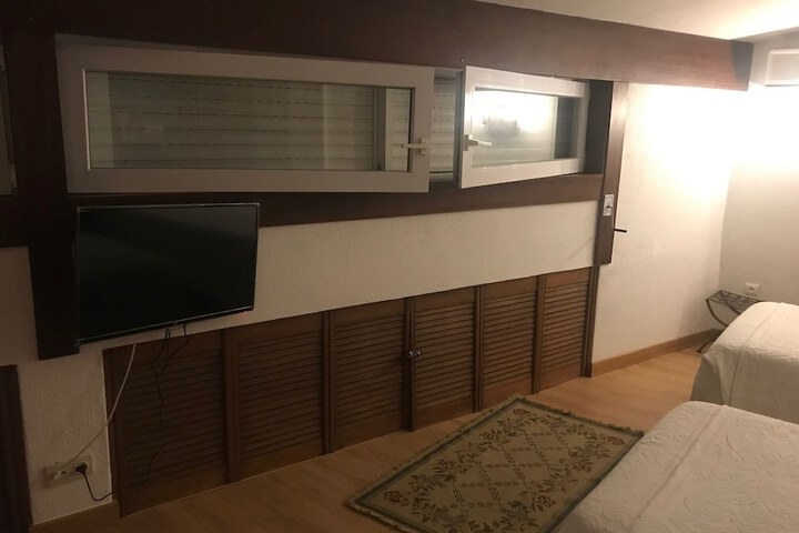 Room 34 of 98