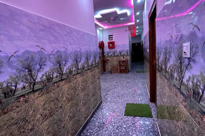 Hotel Interior 2 of 31