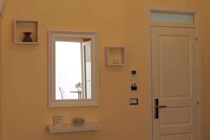 Room 4 of 50