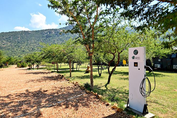 Property Grounds 20 of 28