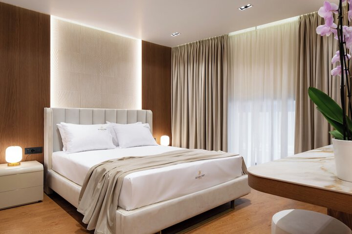 Room 5 of 60