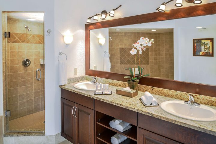 Bathroom shower