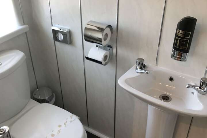 Room 60 of 82