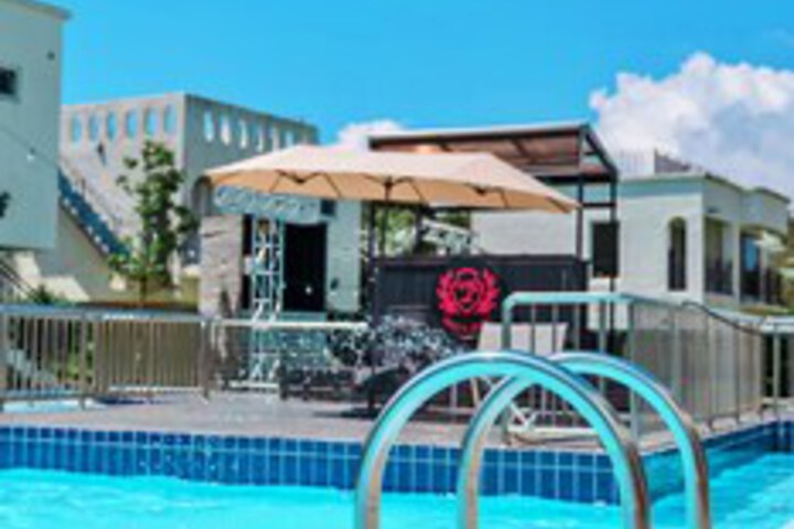 Pool 82 of 130
