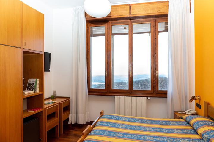 Room 20 of 72