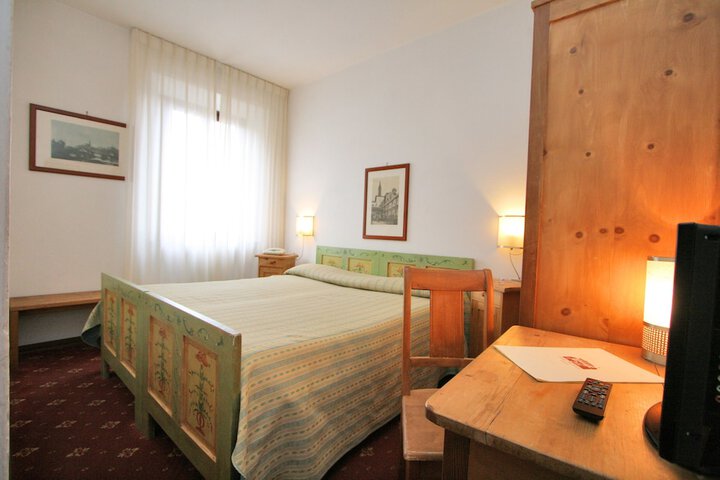 Room 3 of 58
