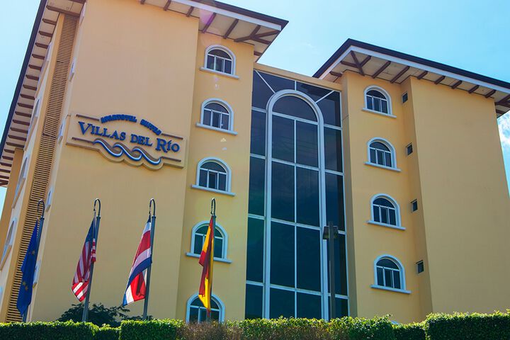 Hotel 7 of 8
