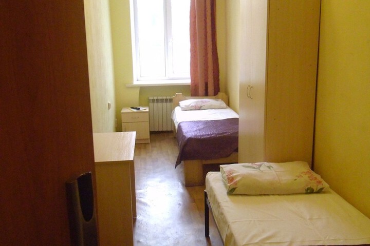 Room 13 of 31