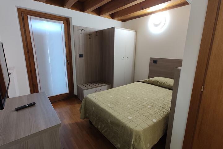 Room 20 of 51