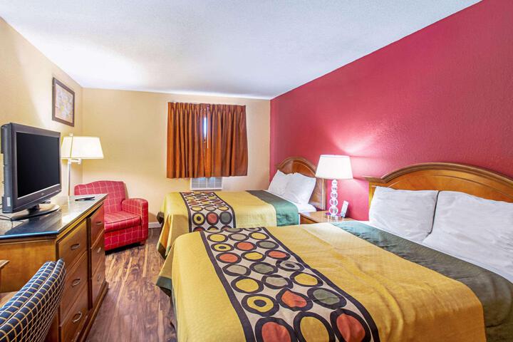 Standard Double Room (2 of 13)
