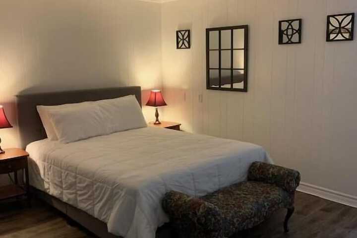 Room 32 of 89