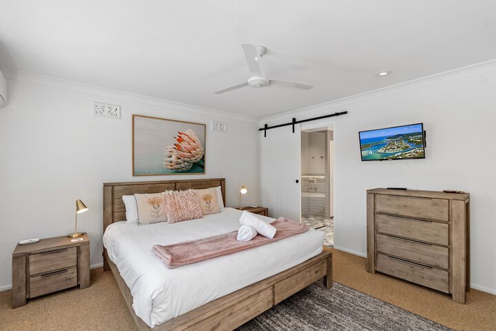 Room 15 of 286