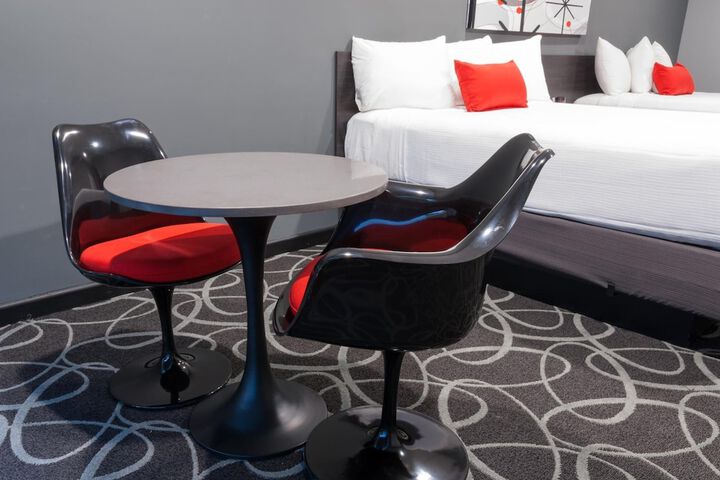 Deluxe 2 Queen Beds (9 of 14)