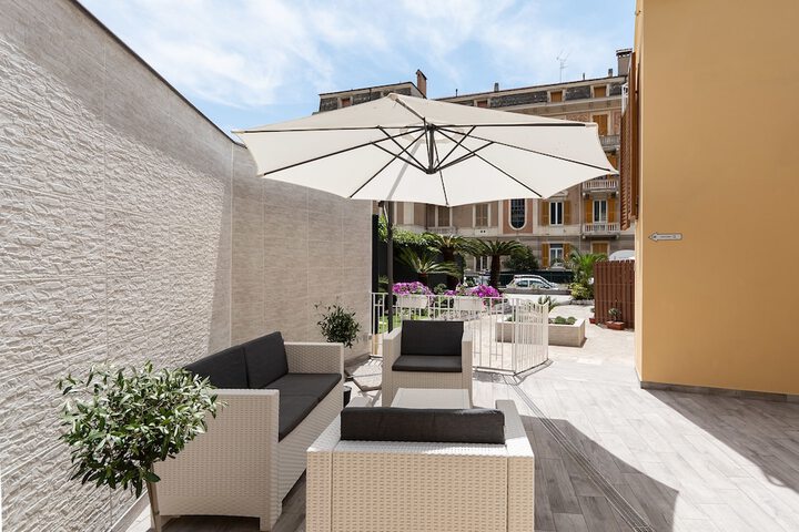 Terrace/Patio 119 of 128