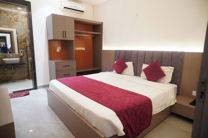Hotel Mahalaxmi Grand