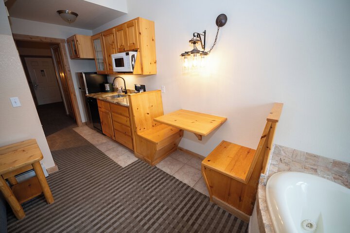Private kitchenette