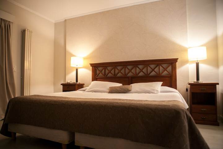 Room 5 of 33