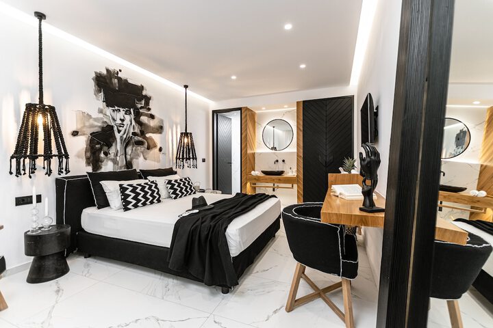Room 40 of 168
