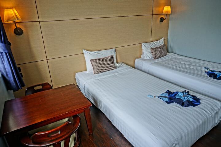Room 38 of 133