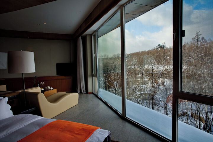 Room 15 of 63