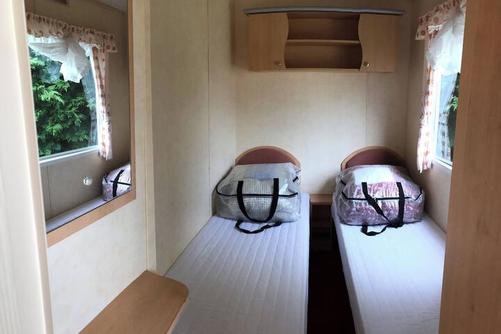 Room 52 of 68