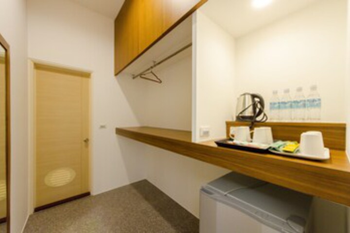 Room 5 of 29