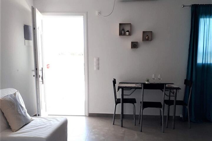 Room 5 of 48