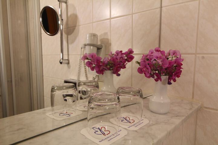 Bathroom Interior Photo