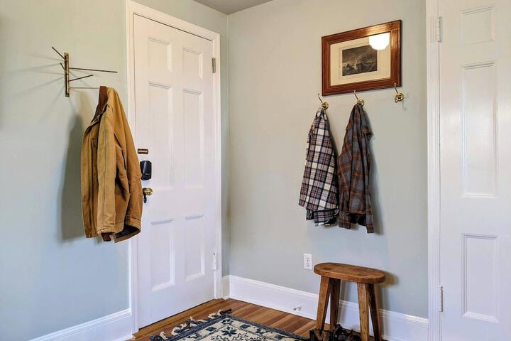 Room 166 of 258