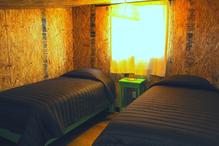Room 4 of 64