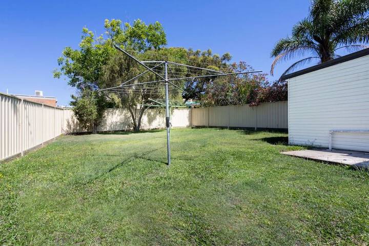 Hotel Exterior 83 of 86