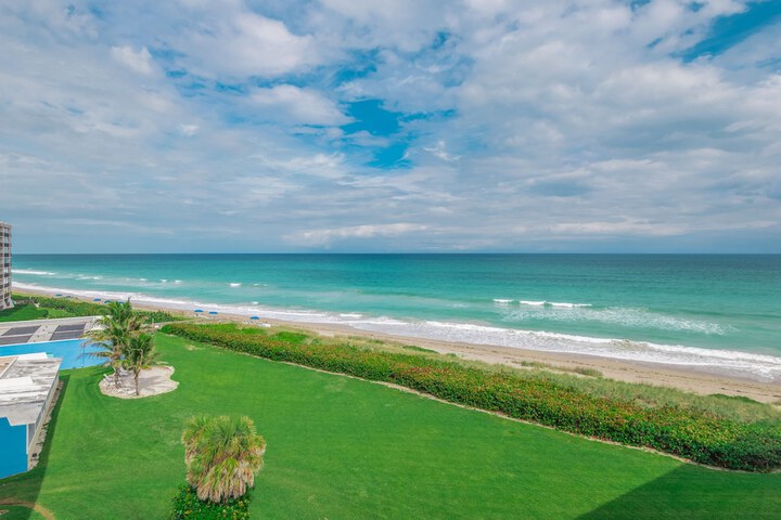 Beach/ocean view