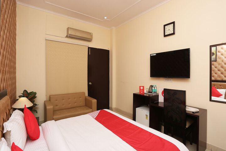 Room 17 of 21