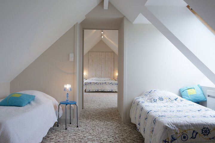 Room 14 of 34